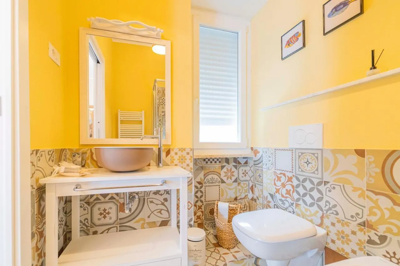Guest house 102-103 Affittacamere A Ca Mea Lerici 200 Metri Dal Mare E Spiaggia
